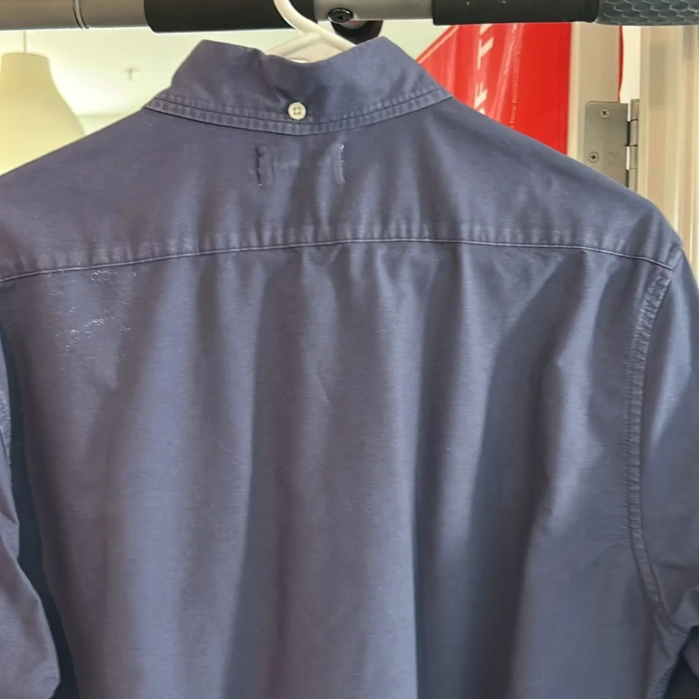 Taylor Stitch Blue Button Down 40 - Picture 2 of 4